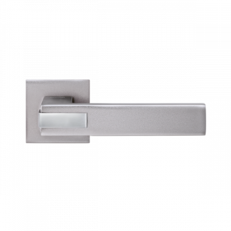 Z-1320/E20  ручка на розетці QOOB SLIM 